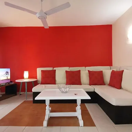 Calm Oasis Sunset Beach Summer Vacation Private Furnished Apartment Flic En Flac